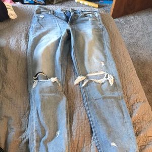 American Eagle mom jeans